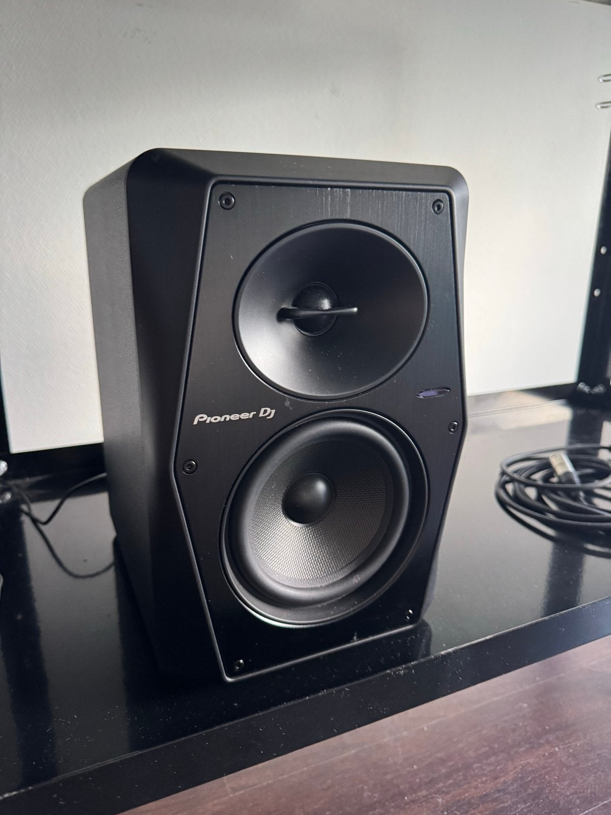 Pioneer DJ VM-50 monitor + defecte 2e gratis, Audio, Tv en Foto, Luidsprekers, Studiomonitor, Ophalen of Verzenden, Zo goed als nieuw