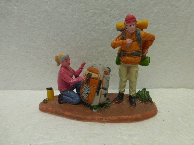 lemax All geared up kersrdorp poppetjes figurines beeldje, Ophalen of Verzenden, Zo goed als nieuw