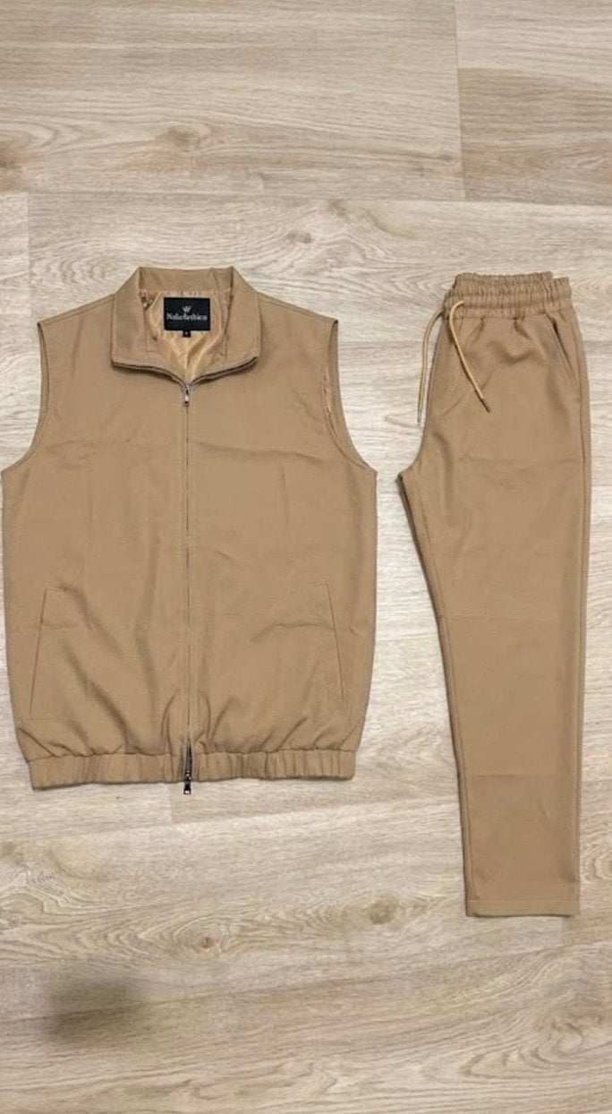 Zakelijke outfit voor mannen - NakoFashion, Kleding | Heren, Ophalen of Verzenden, Nieuw, Overige maten, Beige