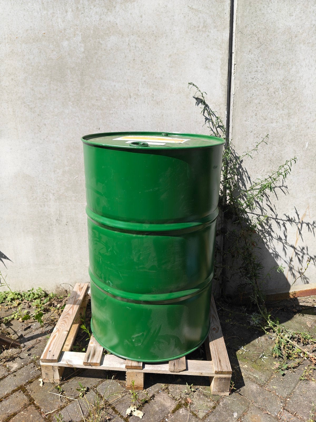 Lege groene vaten van 200 liter stookton vuurton, Ophalen, Gebruikt, Vuurton