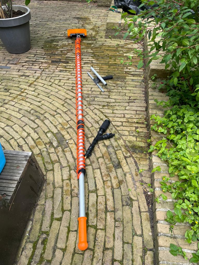 Bijna nieuwe Aquascopic telescopische wasborstel 8m, Huis en Inrichting, Schoonmaakartikelen, Ophalen