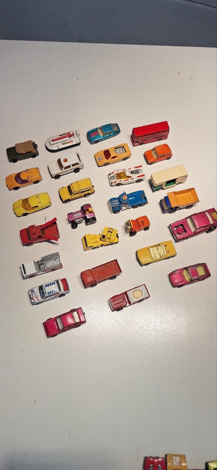 Matchbox auto's - Diverse modellen en kleuren beschadigd, Ophalen of Verzenden, Gebruikt, Auto