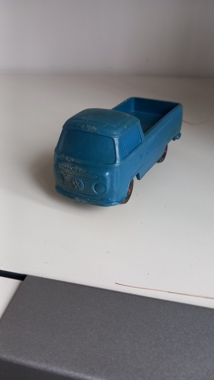 vw bus vinyl lines plastic speelgoed auto jaren 60 vintage, Ophalen, Gebruikt, Auto