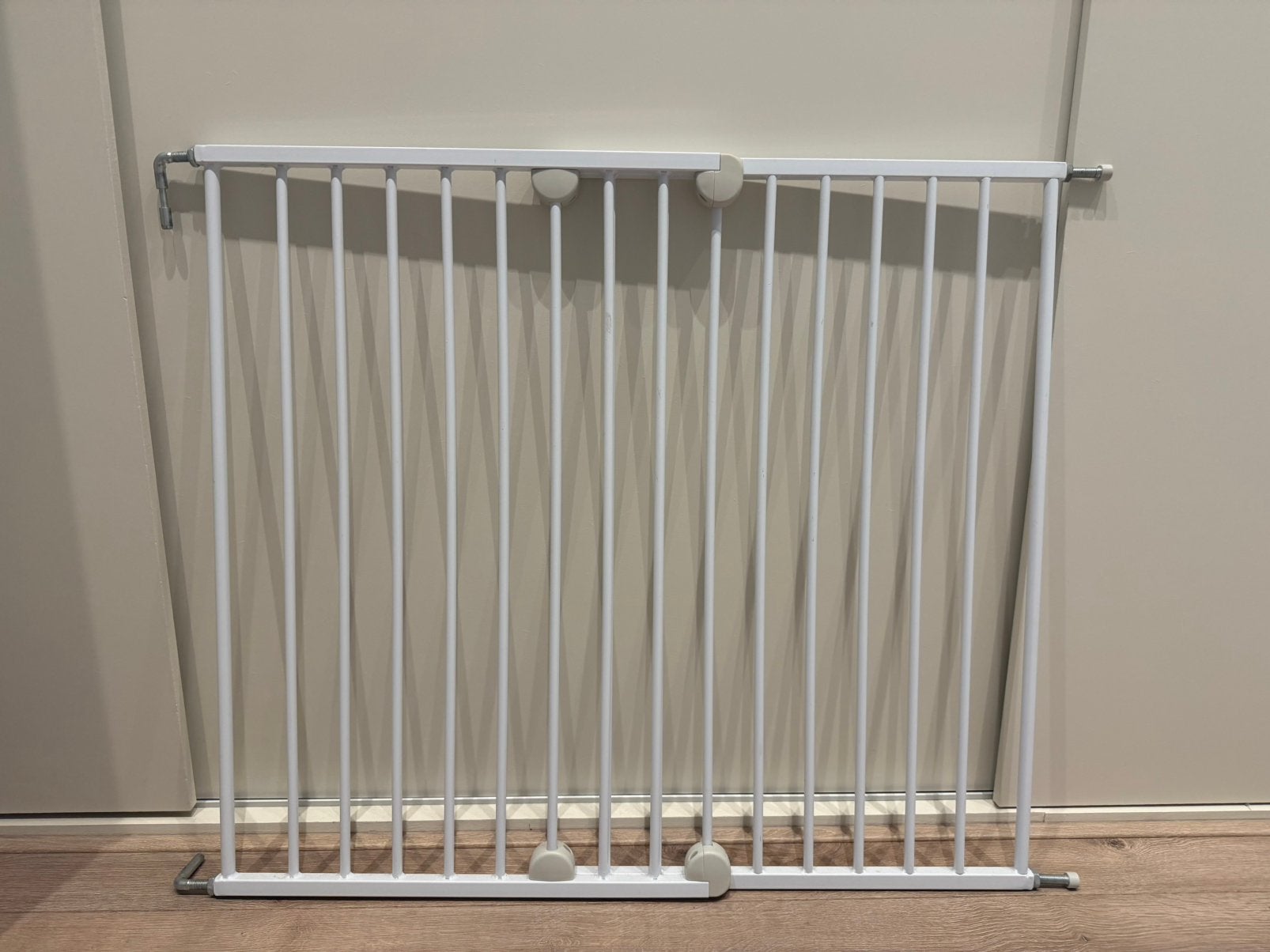3x Safety1st wall fix traphekje, Kinderen en Baby's, Traphekjes, Ophalen, 100 tot 115 cm, Zo goed als nieuw, Metaal of IJzer