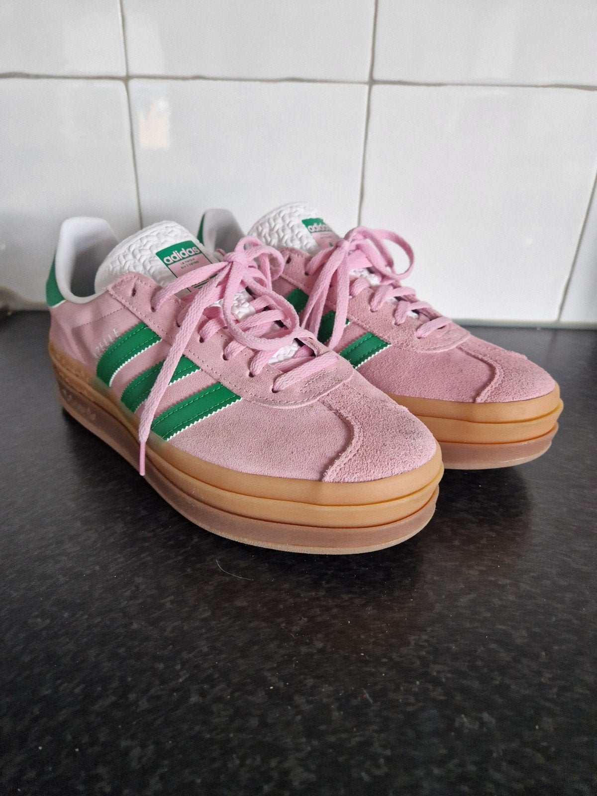 Adidas gazelle maat 41 1/3, Adidas, Ophalen of Verzenden, Roze, Sneakers of Gympen