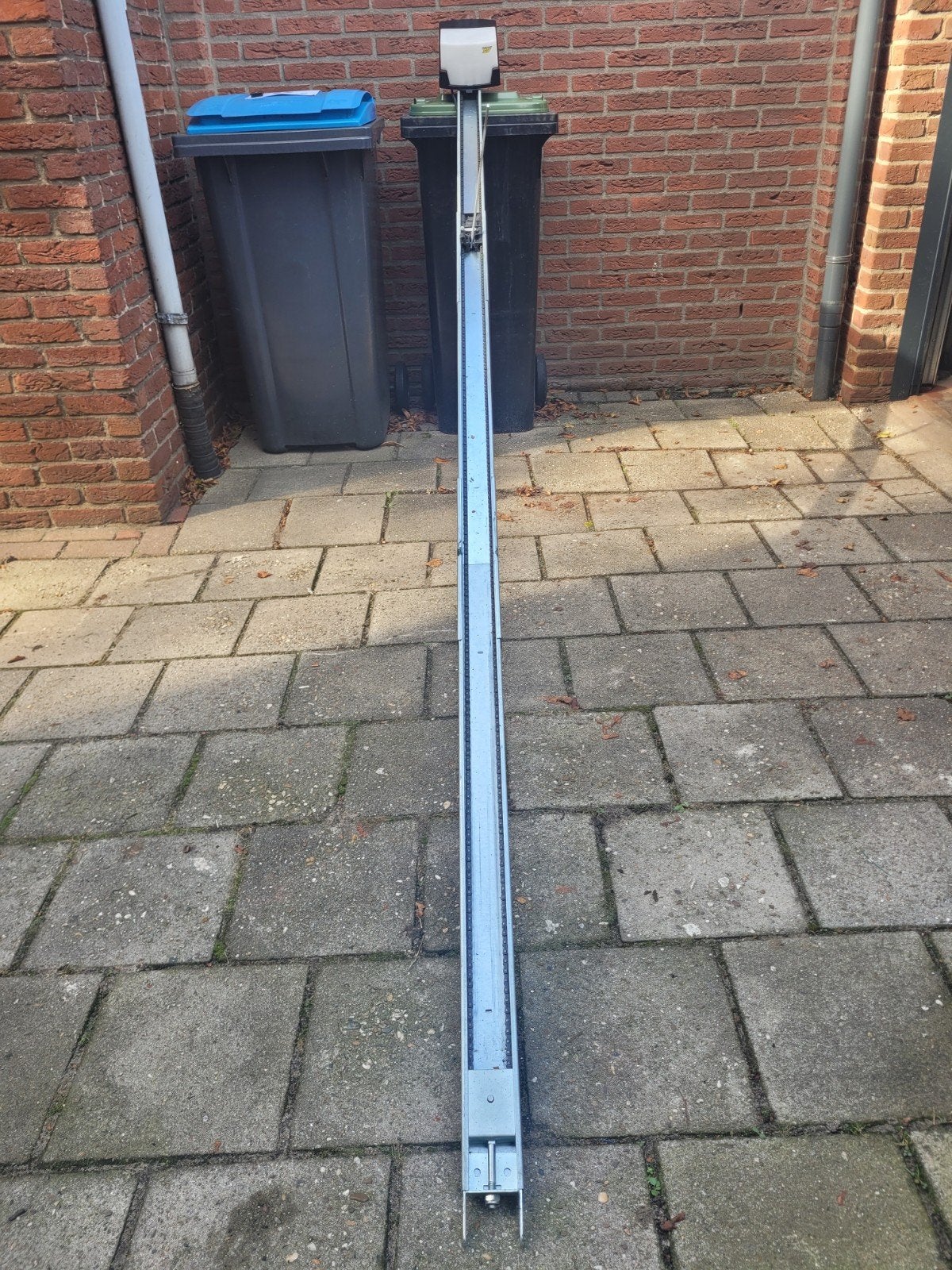 Schellenberg Garagedeuropener Drive 700P 2  afstandsbedienin, Ophalen, 120 cm of meer, Garagedeur, 200 tot 215 cm