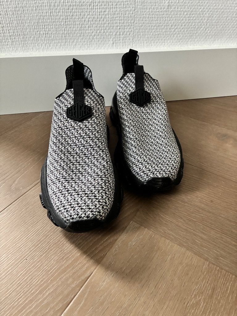 Kurt geiger zwart-witte sneakers - Maat 40, Kurt geiger, Zwart, Ophalen of Verzenden, Sneakers of Gympen