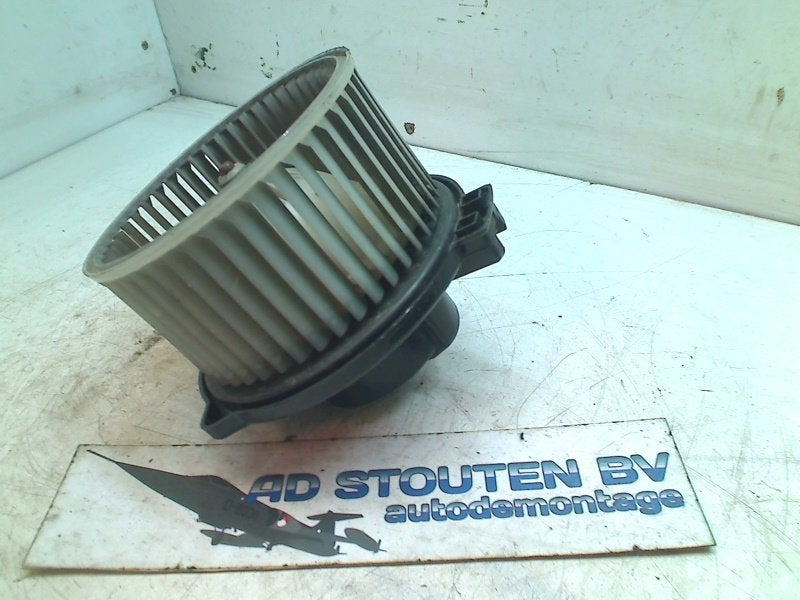 Kachel Ventilatormotor Honda Jazz (GE6/GE8/GG/GP) 194000, Honda, Gebruikt, Hanauer Landstraße  222-224, Frankfurt am Main 60314, , Duitsland
