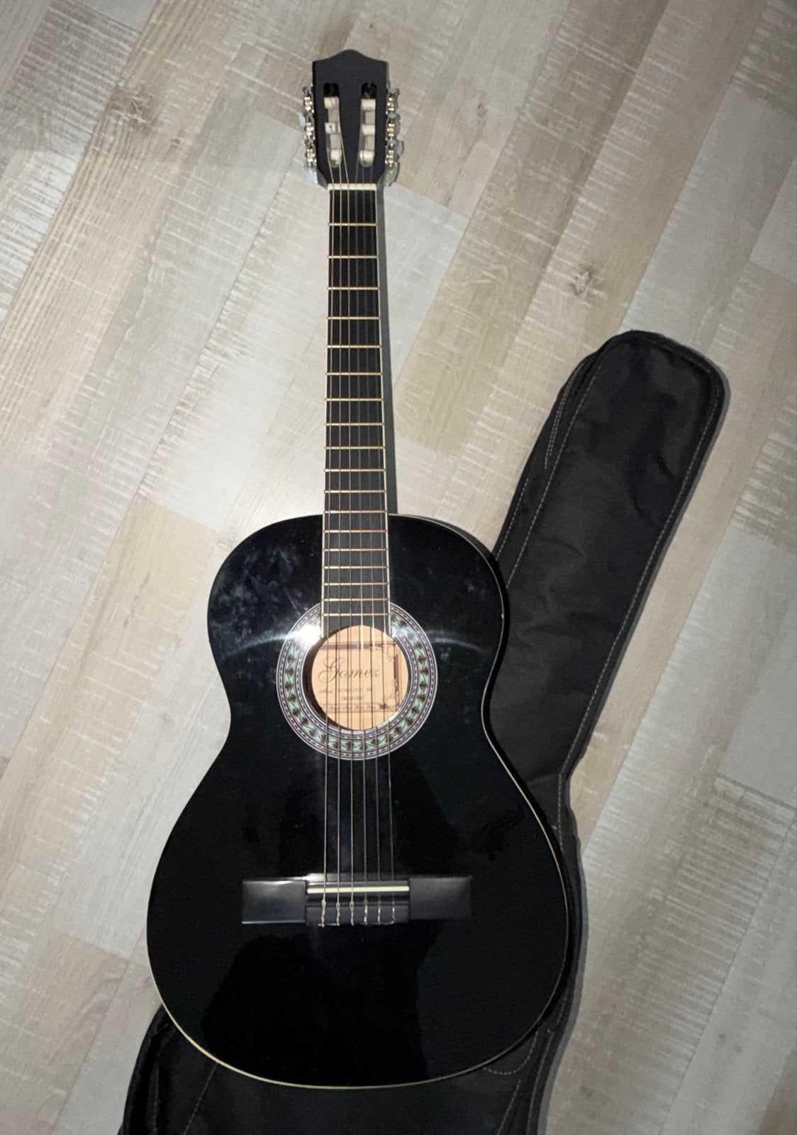 Gomez Klassieke Gitaar Zwart met Tobago Hoes, Muziek en Instrumenten, Ophalen of Verzenden, Zo goed als nieuw, Klassieke of Spaanse gitaar