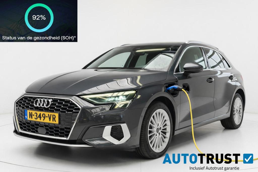 Audi A3 Sportback 40 TFSI e Business edition ADAP CRUISE DIG, Stof, Gebruikt, 4 cilinders, 1535 kg