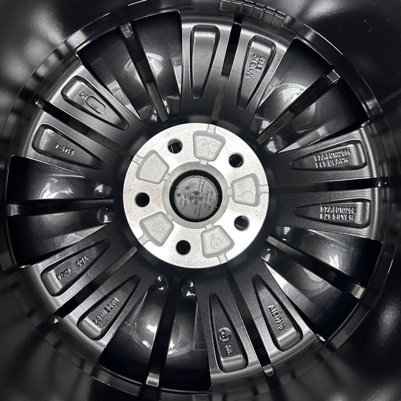 18 inch velgen + zomerbanden Skoda Superb 57A601025M, 18 inch, -, -, Banden en Velgen