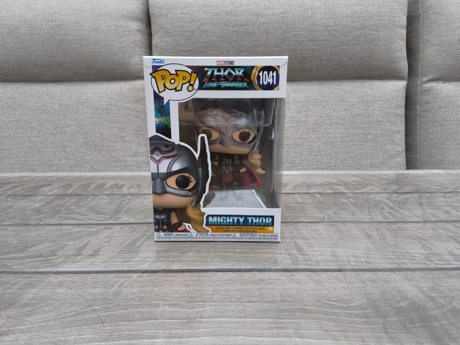 Thor love and thunder - mighty thor 1041, Ophalen of Verzenden, Zo goed als nieuw