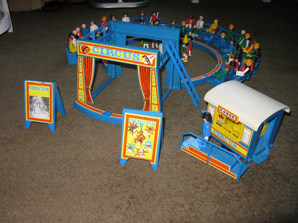 Heel veel playmobil en 75 poppetjes, Ophalen of Verzenden, Gebruikt, Complete set, Overige typen