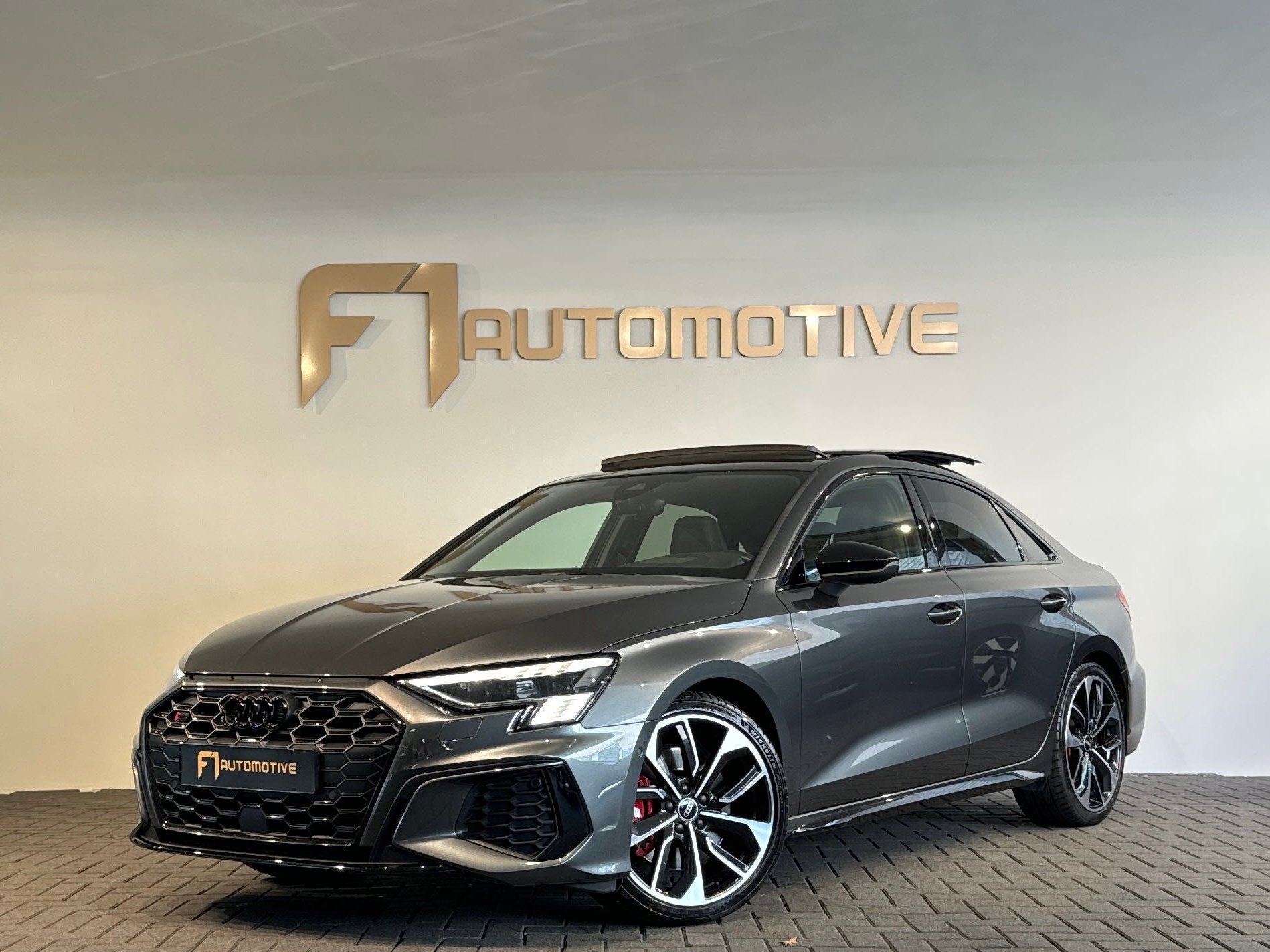 Audi S3 Limousine 2.0 TFSI quattro Pano|RS Seat|Memory|Massa, Auto's, Automaat, S3, Gebruikt, 4 cilinders