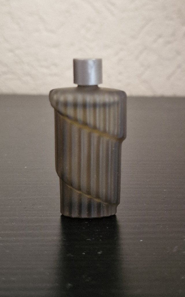 Miniatuur parfum Montana, Ophalen of Verzenden, Zo goed als nieuw, Miniatuur, Gevuld