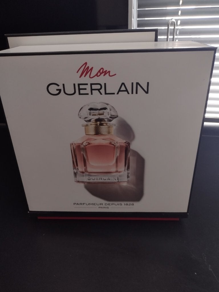 Parfum display, Ophalen of Verzenden, Gebruikt, Overige typen