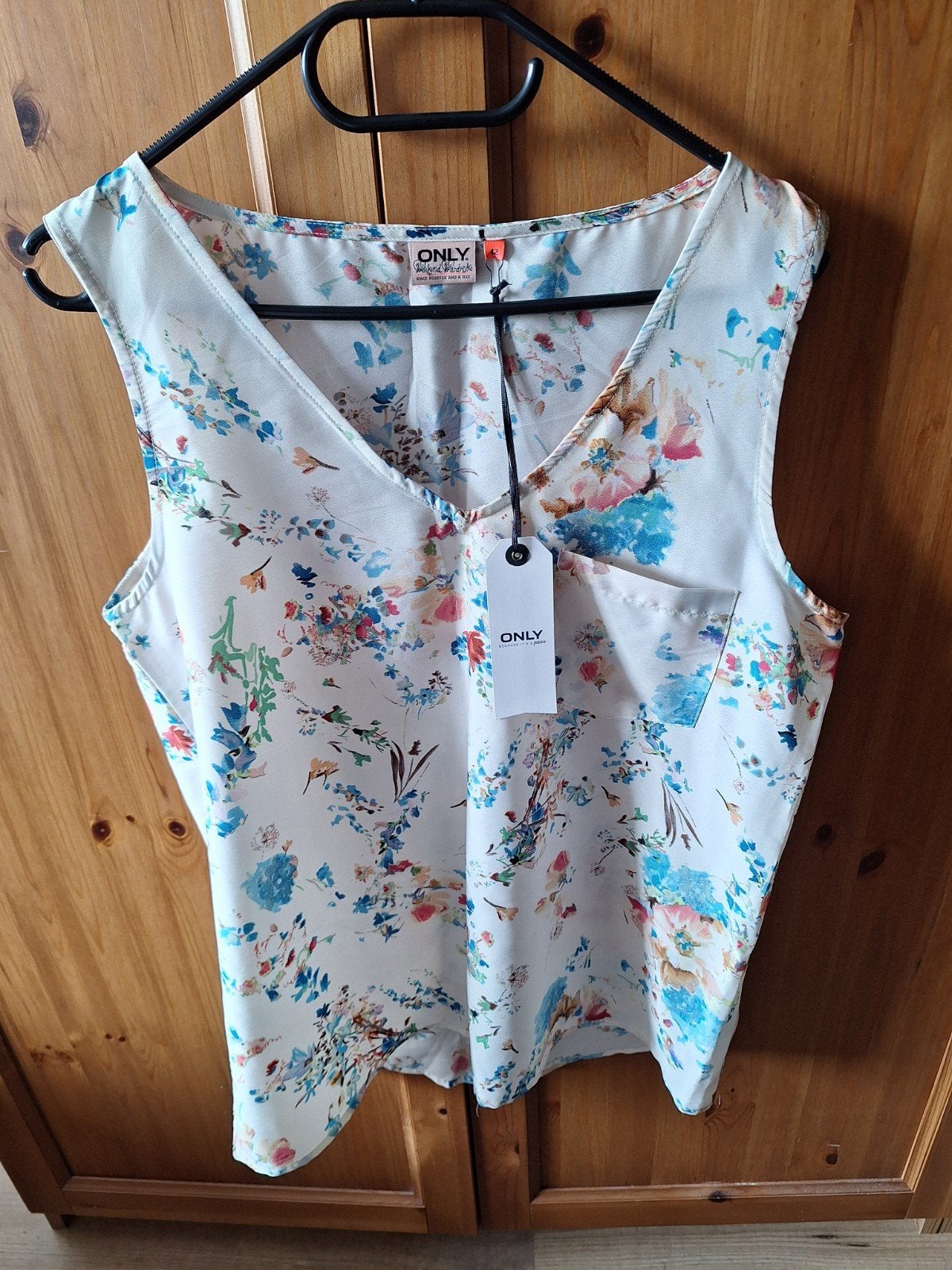 Nieuwe mouwloze top Only 42 botanische print, Maat 42/44 (L), Nieuw, Ophalen of Verzenden, Zonder mouw