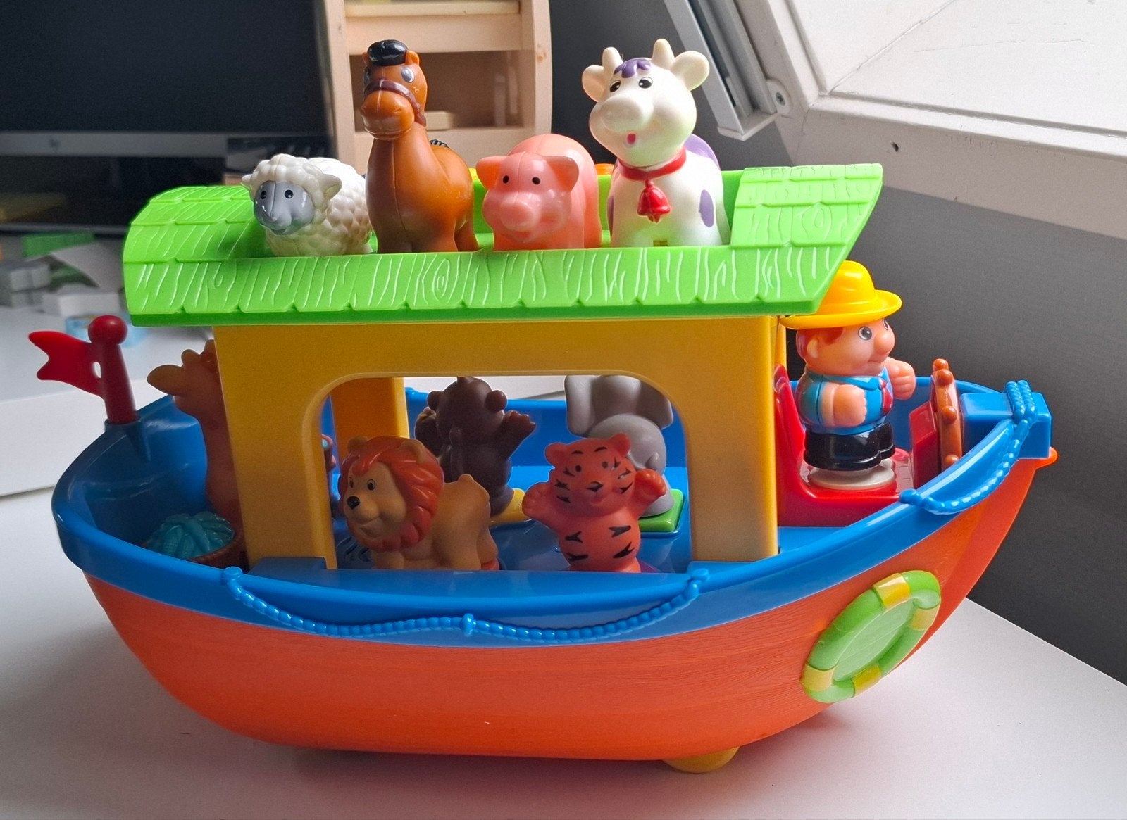 Boot met dieren, Ophalen, 6 maanden tot 2 jaar