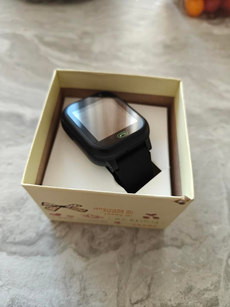 Bel/GPS Horloge voor Kinderen - Zwart, Sieraden, Tassen en Uiterlijk, Horloges | Kinderen, Ophalen of Verzenden, Zo goed als nieuw