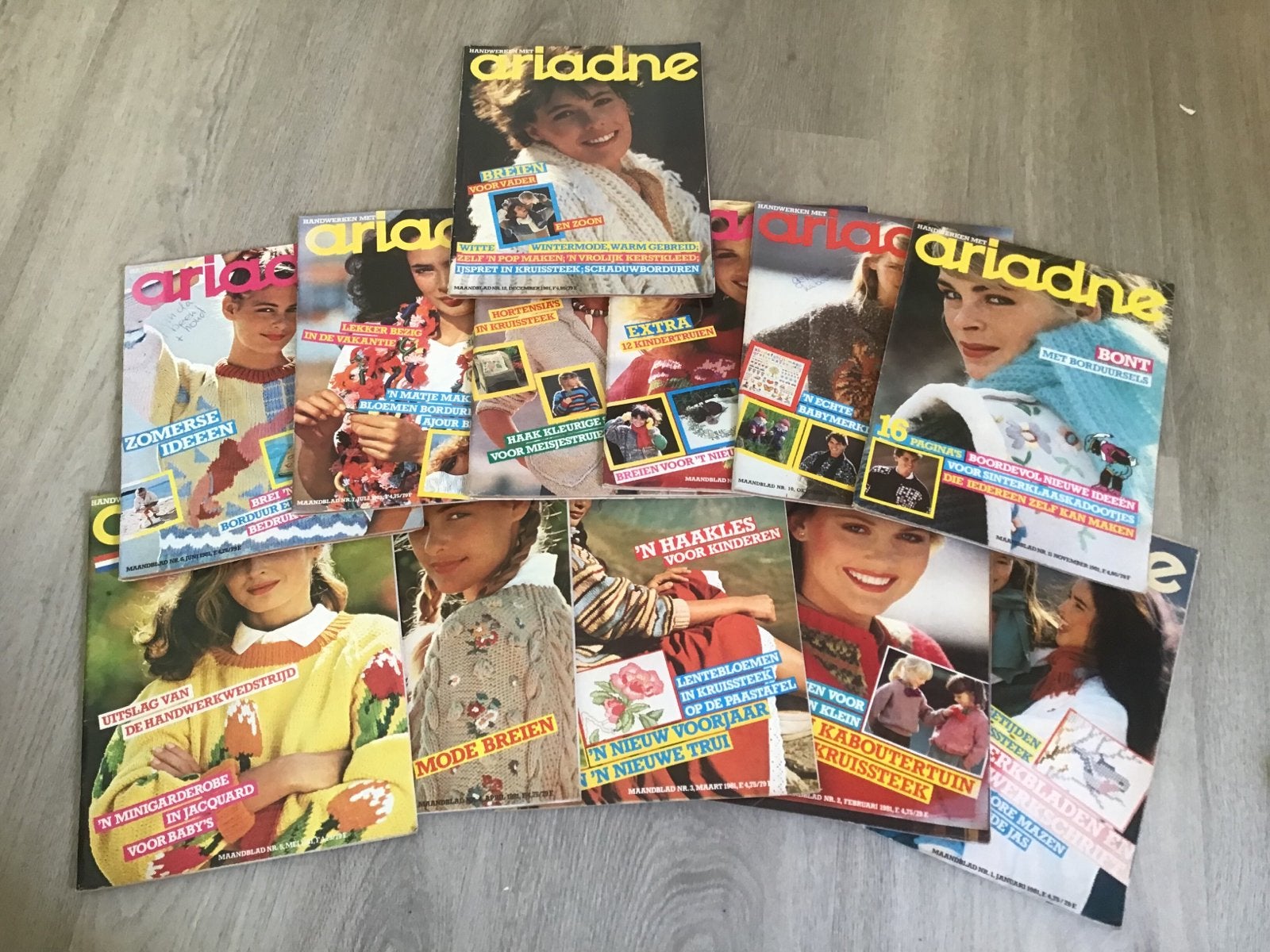 Ariadne tijdschriften compleet met inlegvellen 1981, Ophalen of Verzenden, Gebruikt, Overige typen