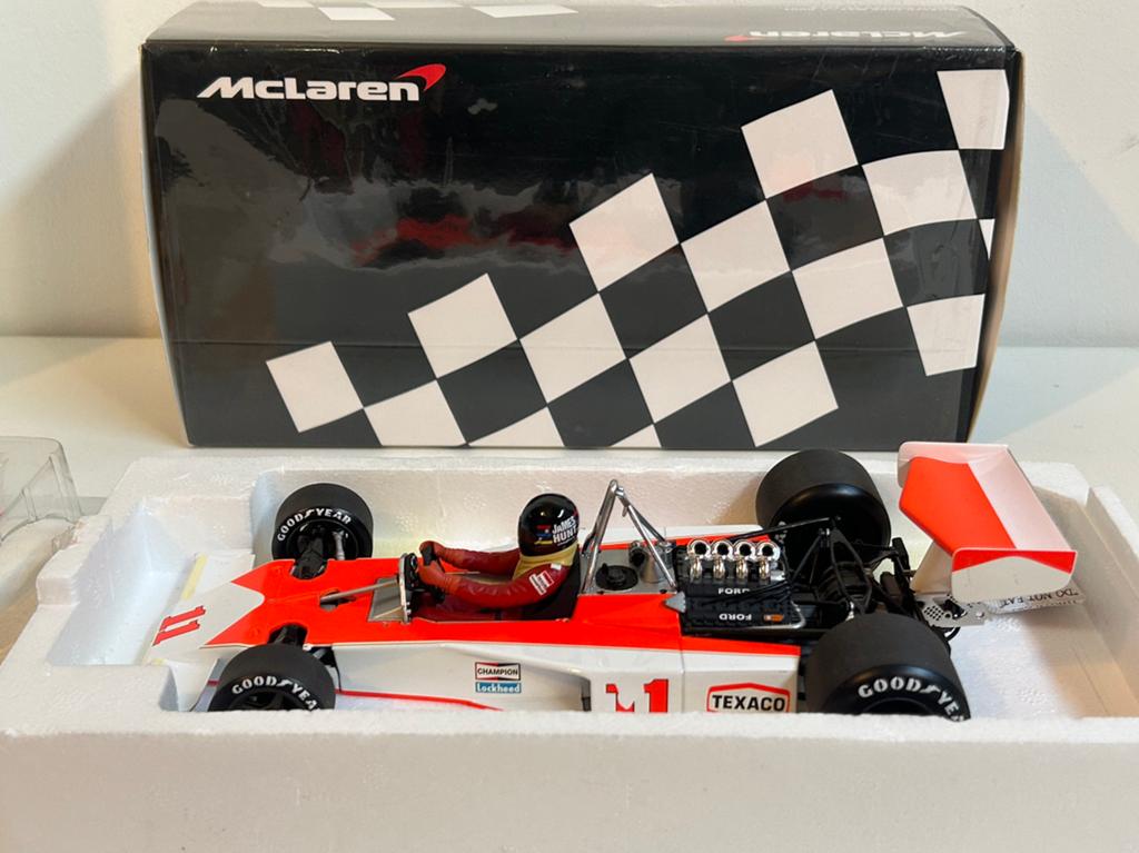 1:18 Minichamps 1976 McLaren Ford M23 James Hunt zie tekst!, Ophalen of Verzenden, Gebruikt, Auto, Overige merken