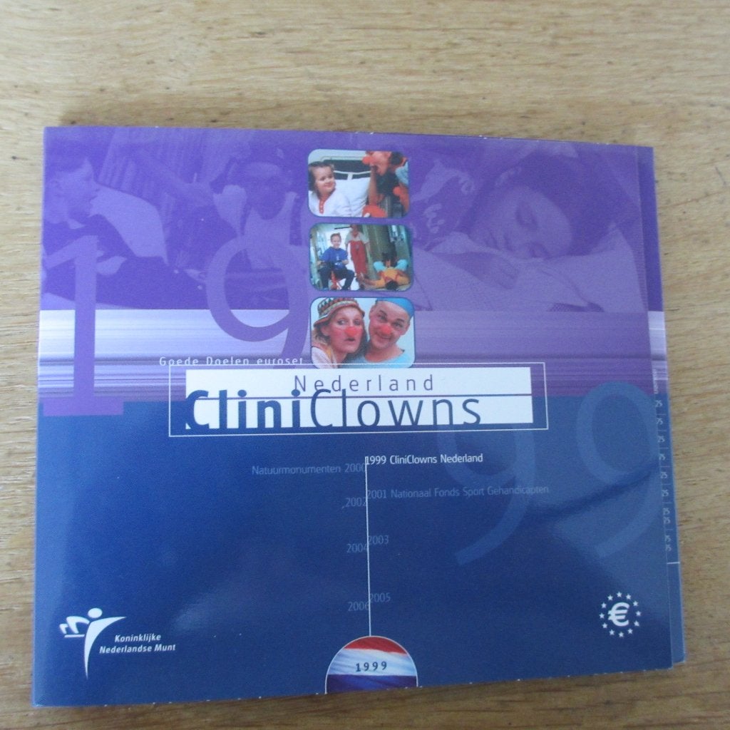 Goede doelensets uitgegeven van 1999 t/m 22006, Ophalen of Verzenden, Koningin Beatrix, Euro's, Setje