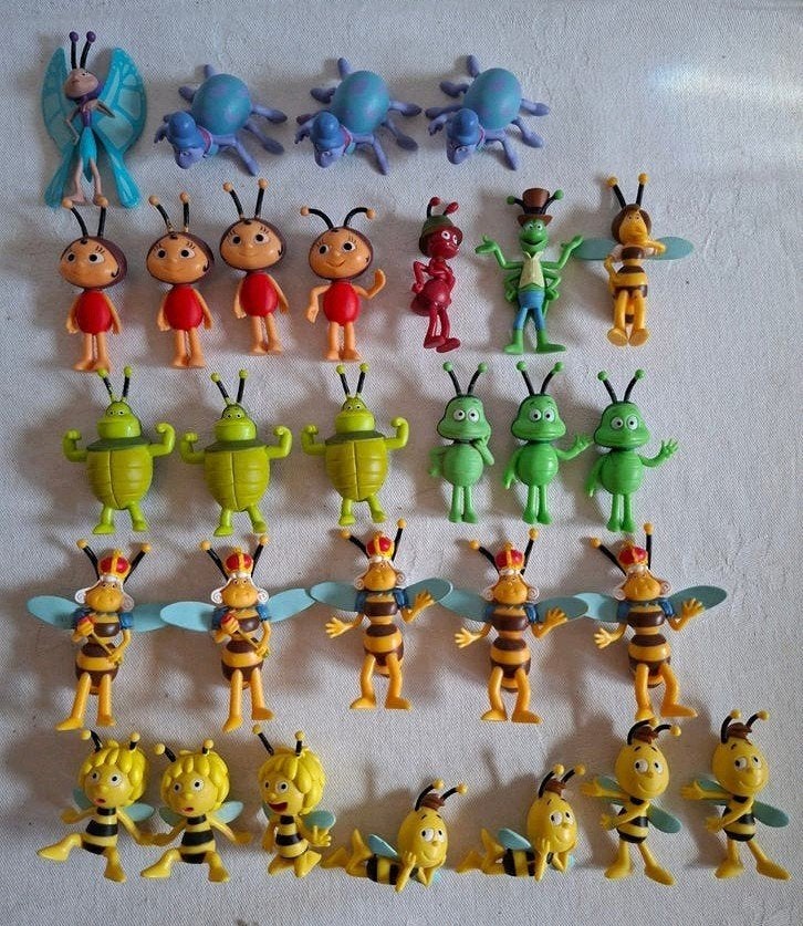 Maja Maya de Bij figuurtjes poppetjes Emte taartversiering, Verzamelen, Ophalen of Verzenden, Zo goed als nieuw