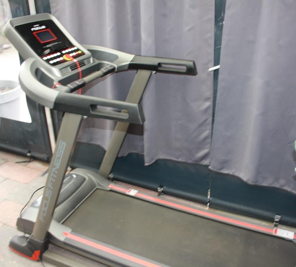 Focus Fitness Jet 5, Sport en Fitness, Fitnessapparatuur, Ophalen, Zo goed als nieuw, Metaal, Loopband