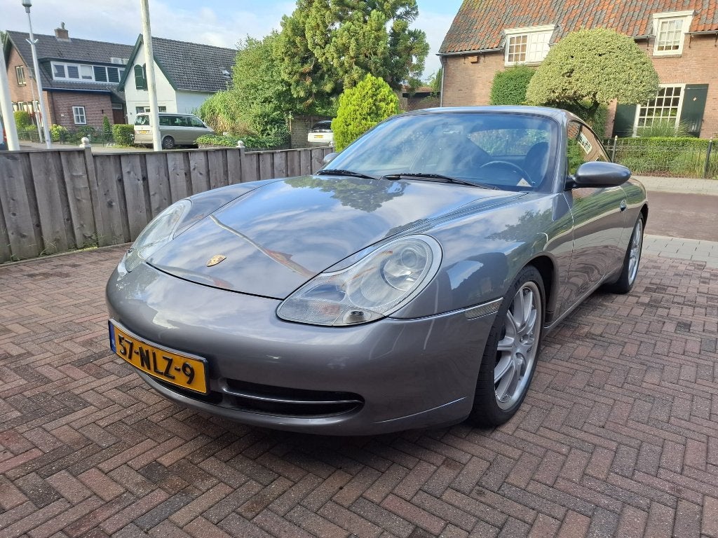 Porsche 911 Carrera 4 bijzondere staat, volledige historie!, Automaat, Zwart, 4 stoelen, Open dak
