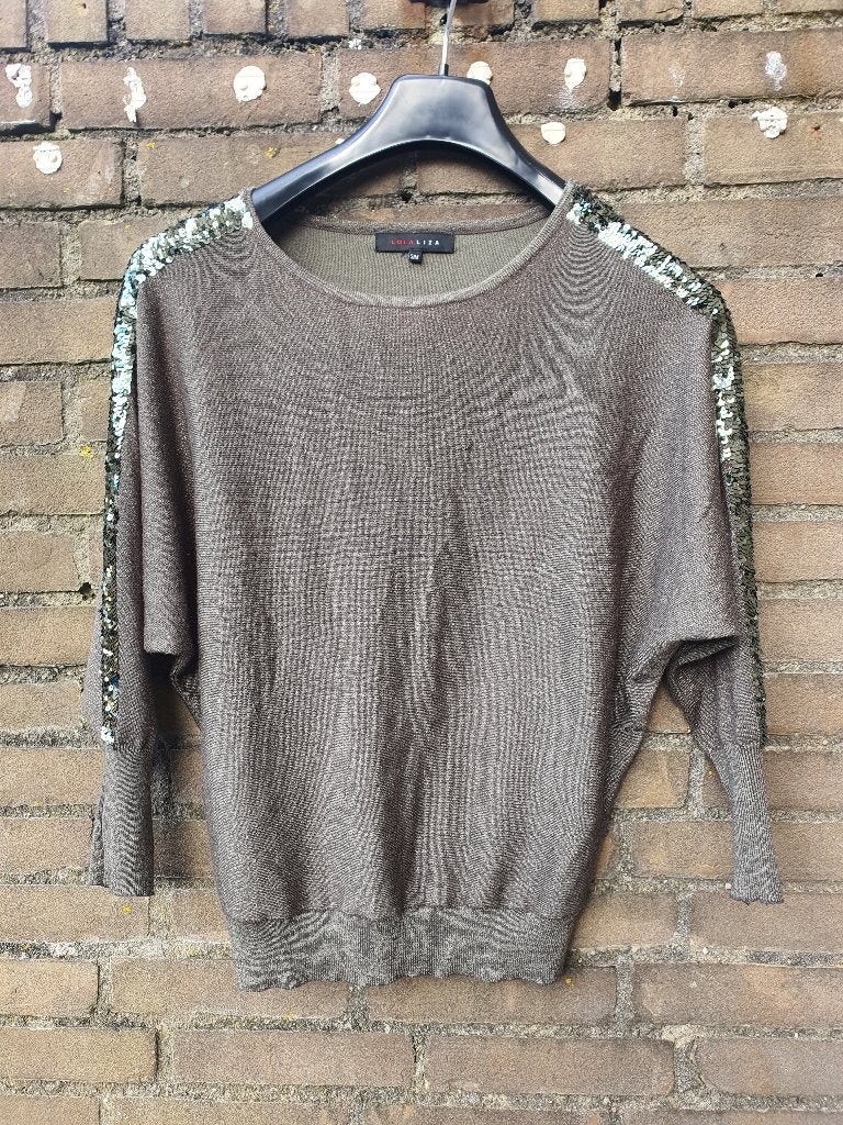 LolaLiza khaki trui M pailletten vlindermouwen, Ophalen of Verzenden, Zo goed als nieuw, Maat 38/40 (M), Groen