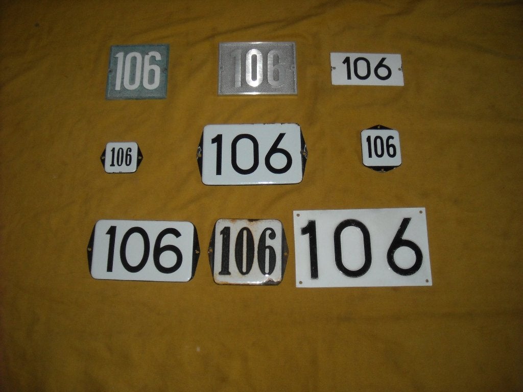 oud emaille huisnummer 106 ook 107 108 109 110 111 112 113 4, Ophalen of Verzenden