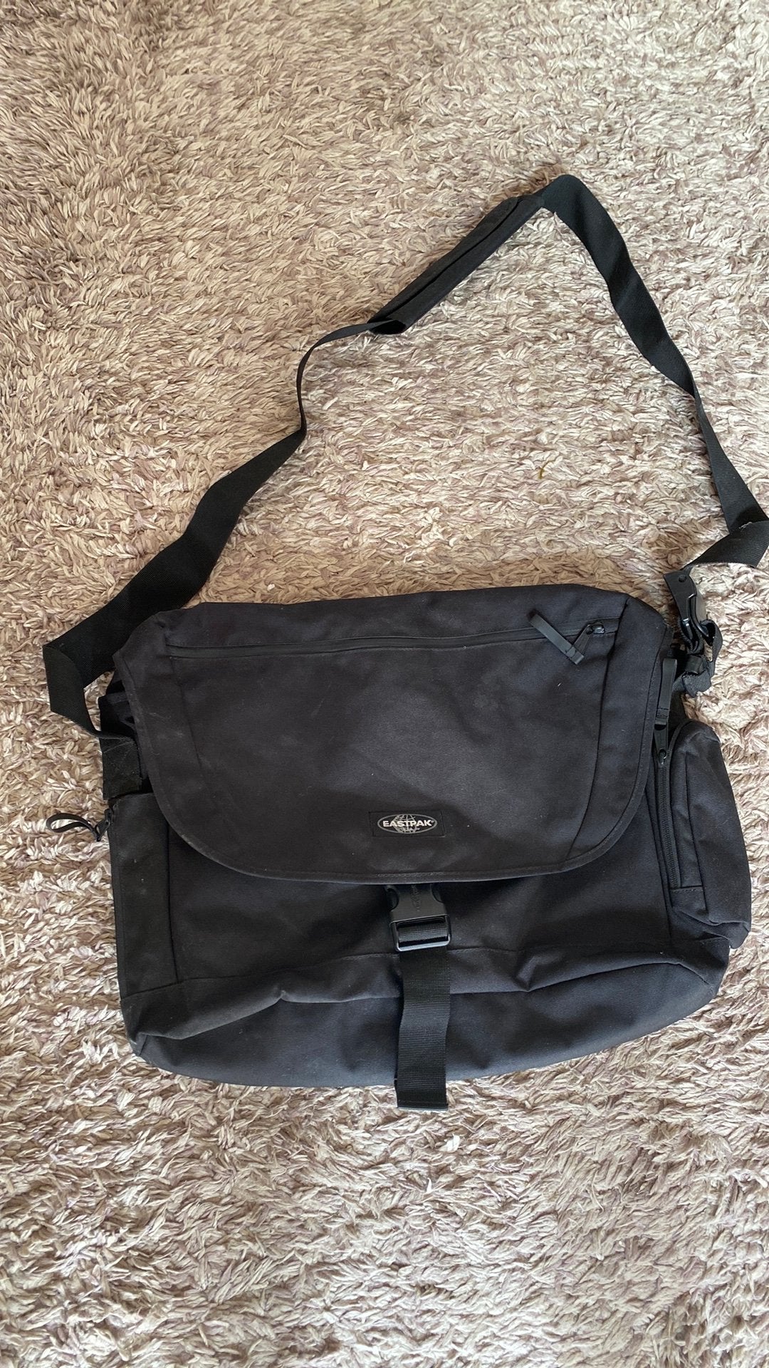 Eastpak laptoptas, Ophalen, 17 inch of meer, Zo goed als nieuw