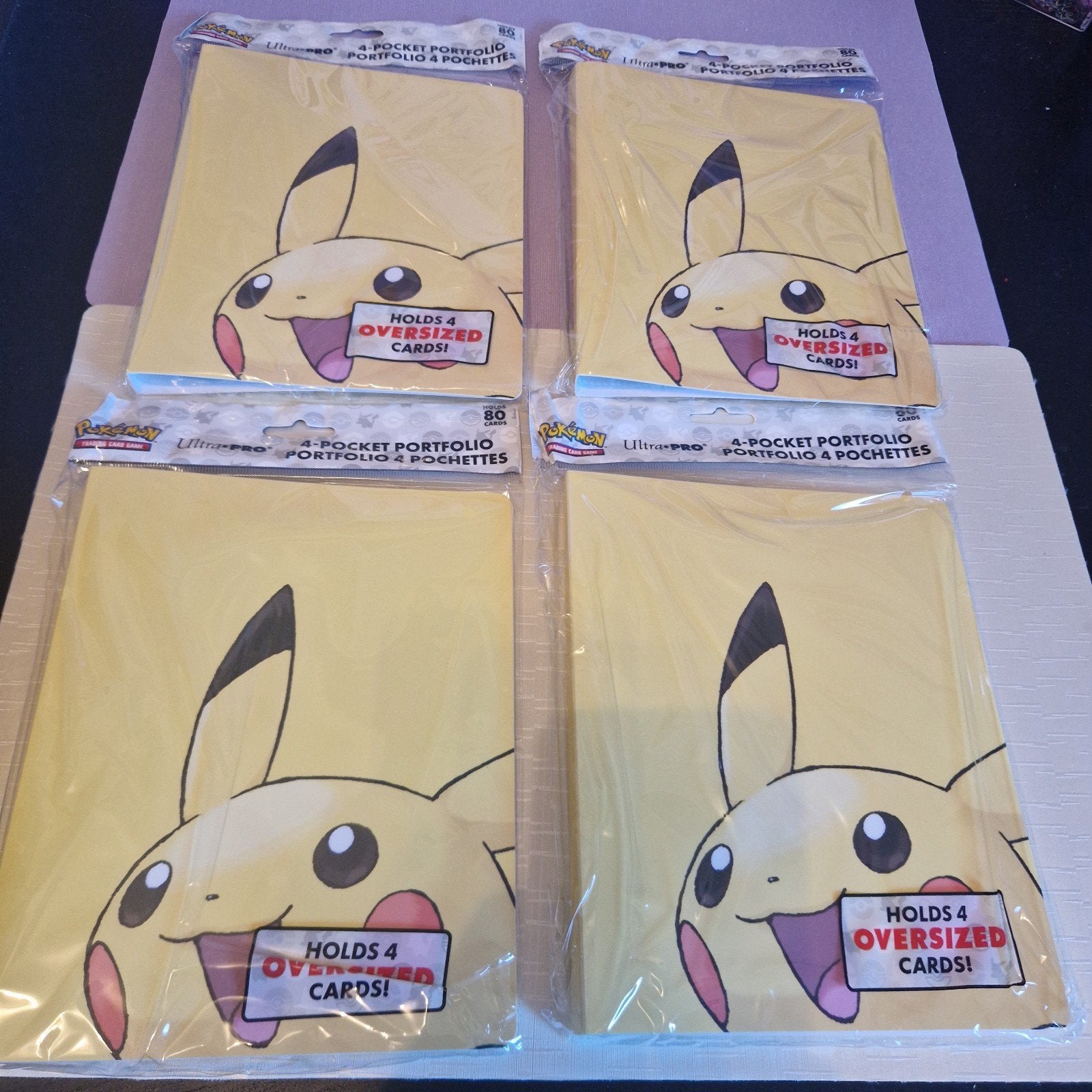 Pikachu 4-pocket map reguliere kaarten + 4 grote pockets, Ophalen of Verzenden, Nieuw, Overige typen