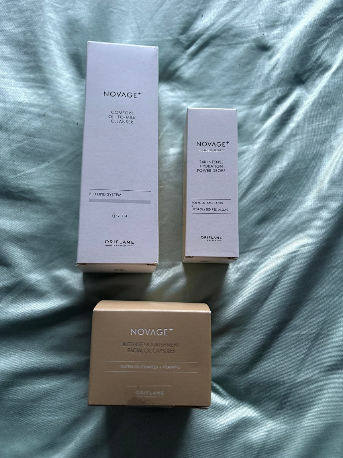 Oriflame NovAge+ Huidverzorgingsset - Nieuw, Verzenden, Nieuw, Gehele gezicht, Verzorging