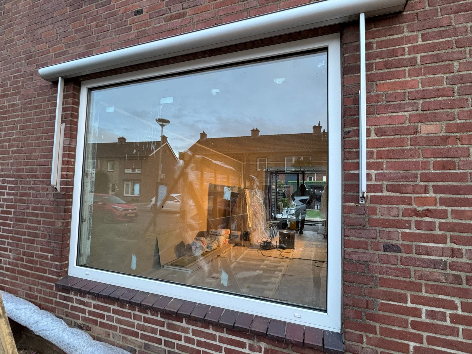 Wit kunststof raam met dubbel glas (235x185,5 cm), Ophalen, Gevelraam of Ruit, Gebruikt, 160 cm of meer