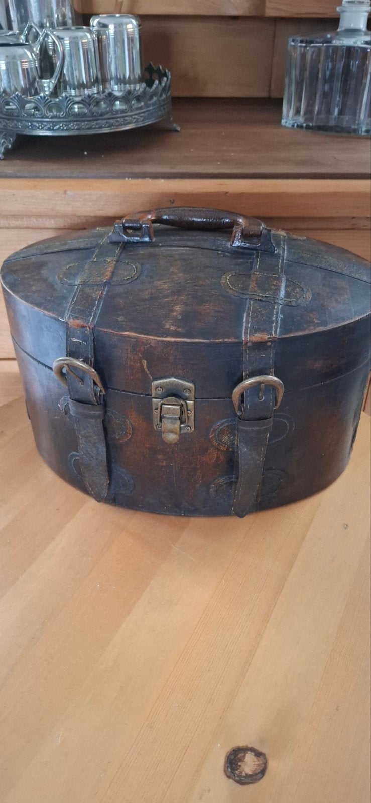 Antieke houten hoedendoos/koffer met leren riemen, Ophalen of Verzenden