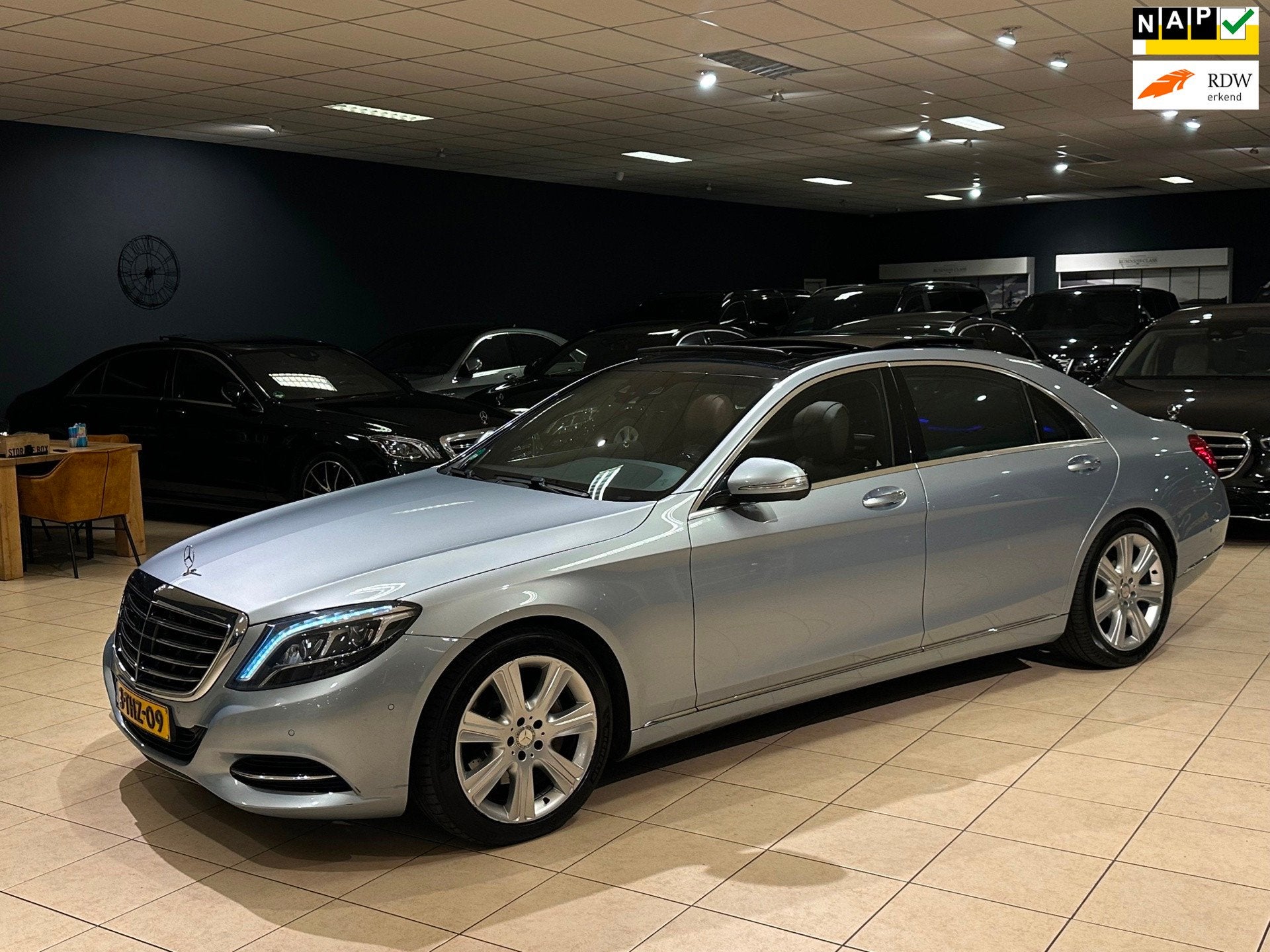 Mercedes-Benz S-klasse S350 d LANG|NAP|3xTV|MASSAGE|TREKHAAK, Automaat, Achterwielaandrijving, Euro 6, 259 pk
