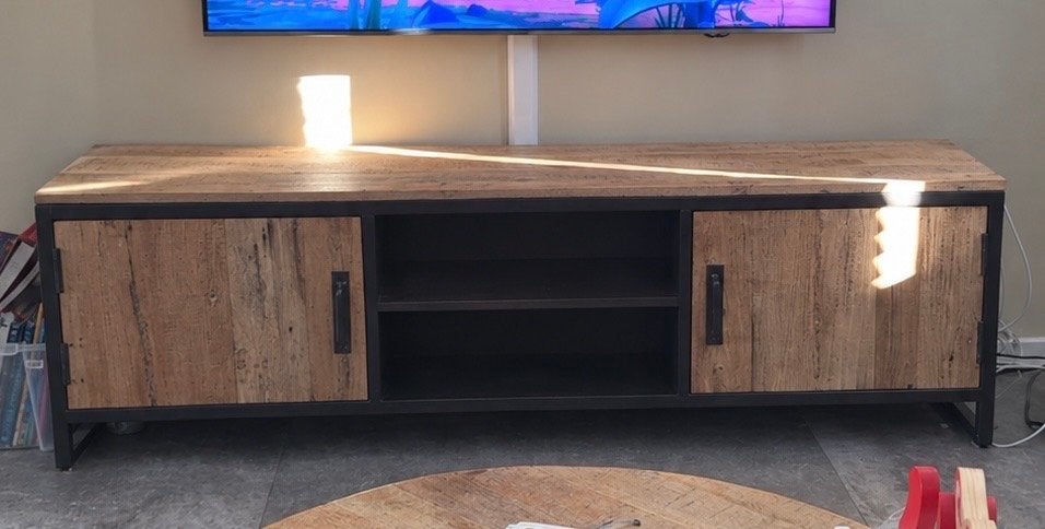 Robuust TV-meubel van hout en metaal, Ophalen, Gebruikt, 150 tot 200 cm, Minder dan 100 cm