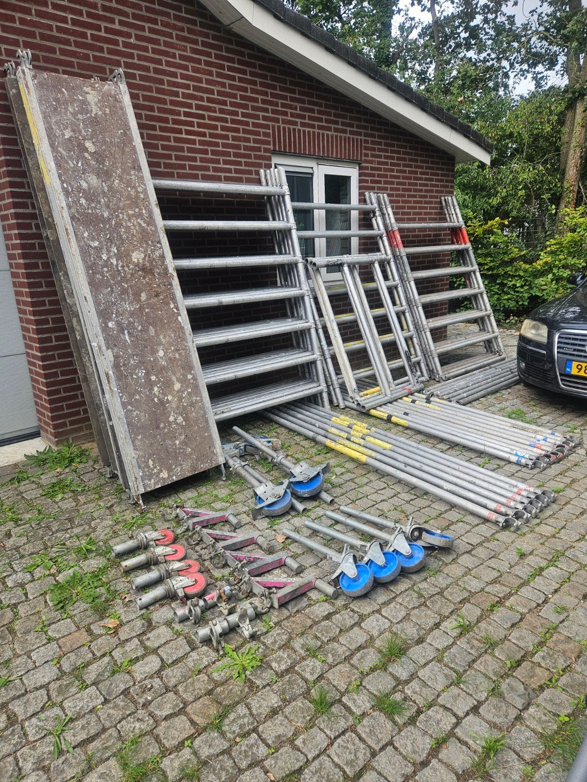 Complete Schildersteiger te koop - Euroscaffold, Ophalen of Verzenden, Gebruikt, Rolsteiger of Kamersteiger, 5 meter of hoger