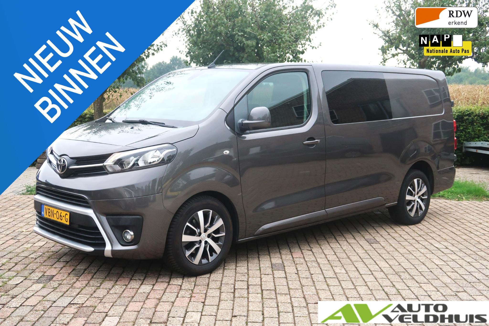 Toyota PROACE Worker 2.0 D-4D Creator Long DC, Auto's, Voorwielaandrijving, Stof, Gebruikt, 2500 kg