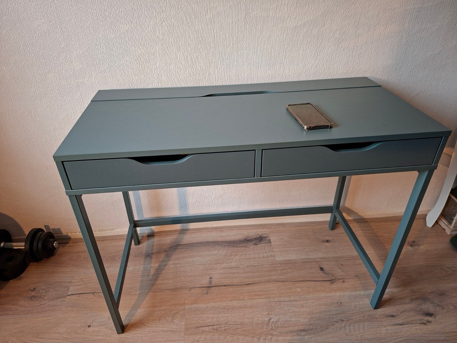 zeer solide schrijf / studie bureau, Huis en Inrichting, Ophalen, Groen, 132 cm, Zo goed als nieuw