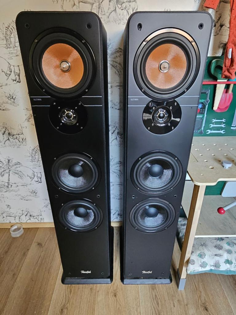 Teufel Ultima 40 Mk3  zuilen plus t8 sub nieuw in doos, Audio, Tv en Foto, Luidsprekers, Gebruikt, 120 watt of meer, Front, Rear of Stereo speakers