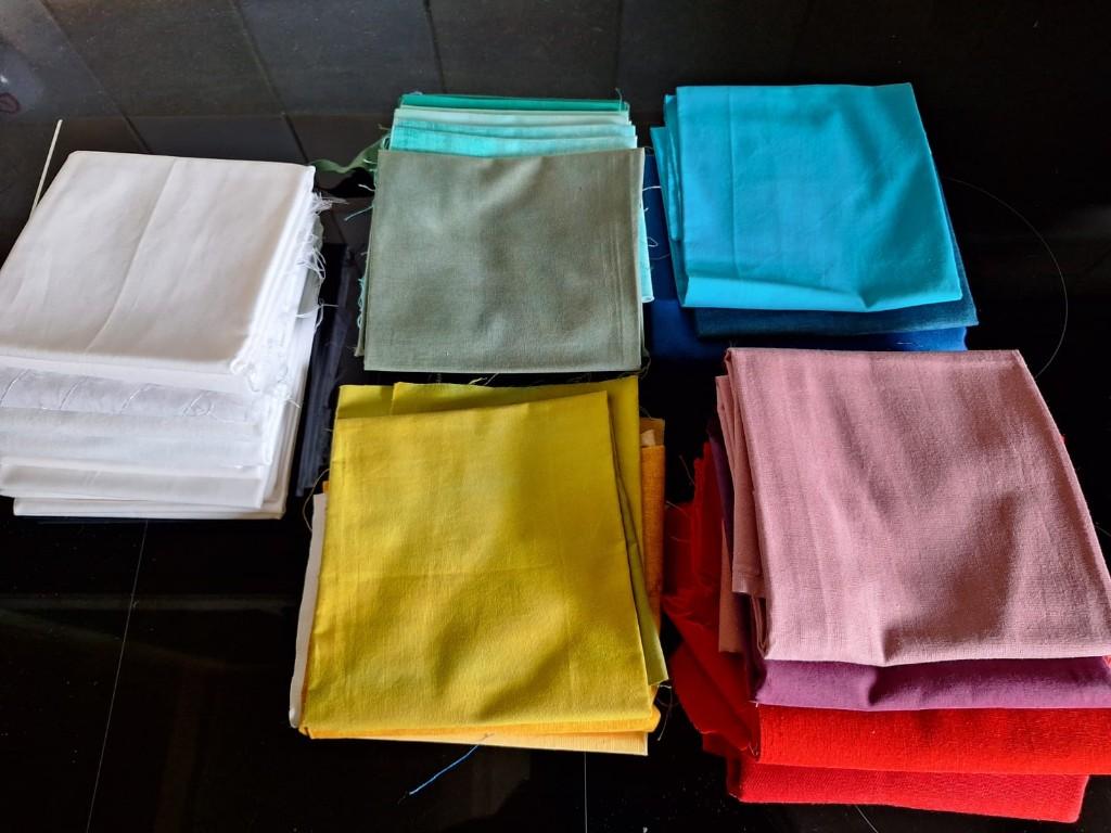 Mooie quiltstoffen, effen, kerst, batik, motiefje, Hobby en Vrije tijd, Bruin, Nieuw, Ophalen of Verzenden, 30 tot 120 cm
