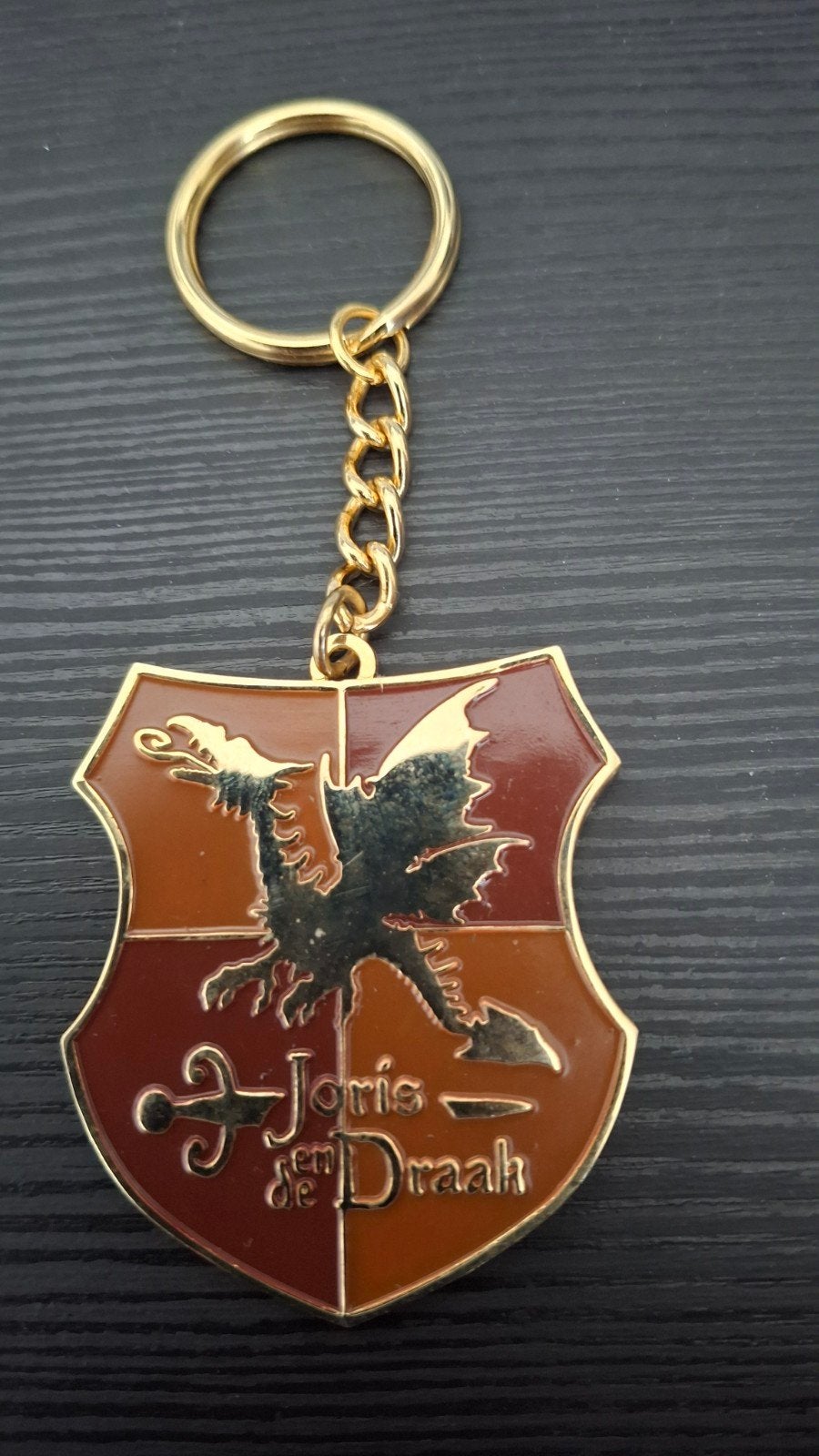 Mooie sleutelhanger van Joris en de Draak - Efteling, Ophalen of Verzenden, Nieuw, Button of Speldje
