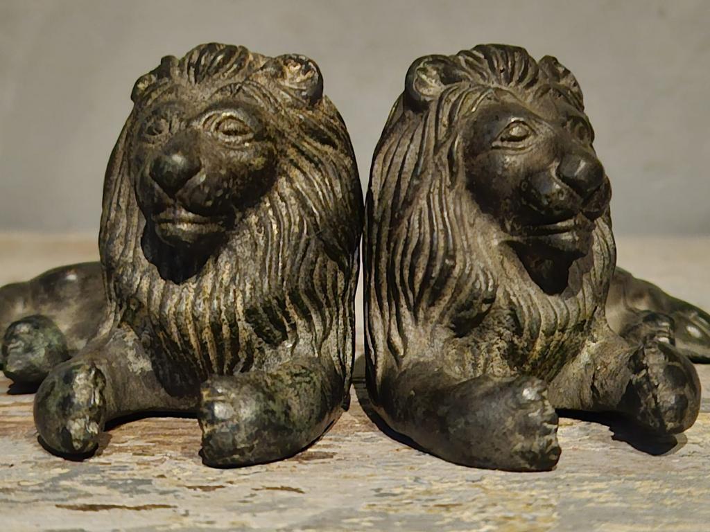 Set antieke bronzen Leeuwen, Antiek en Kunst, Antiek | Koper en Brons, Ophalen of Verzenden, Brons