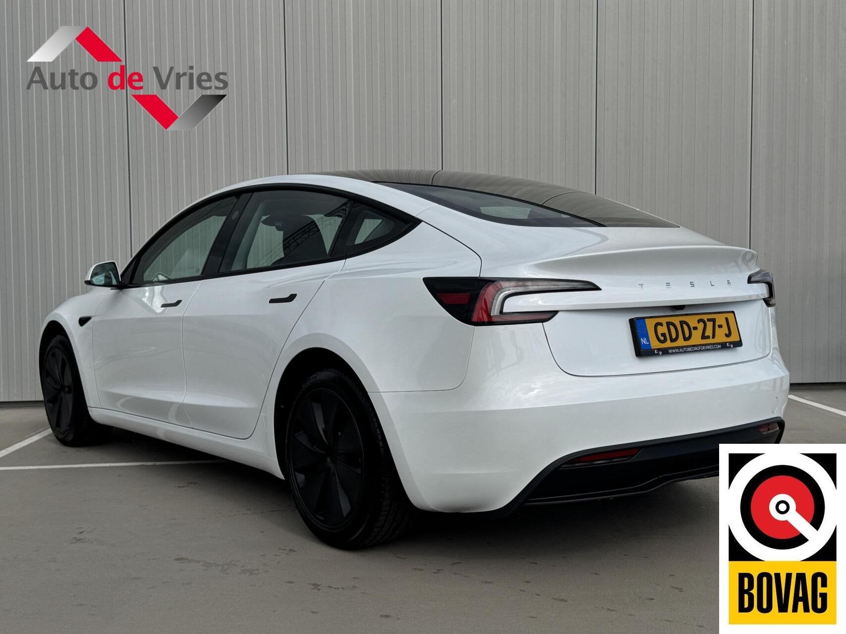 Tesla Model 3 RWD 60 kWh Premium|Highland|NL-Auto, Auto's, Automaat, Achterwielaandrijving, Gebruikt, Zwart