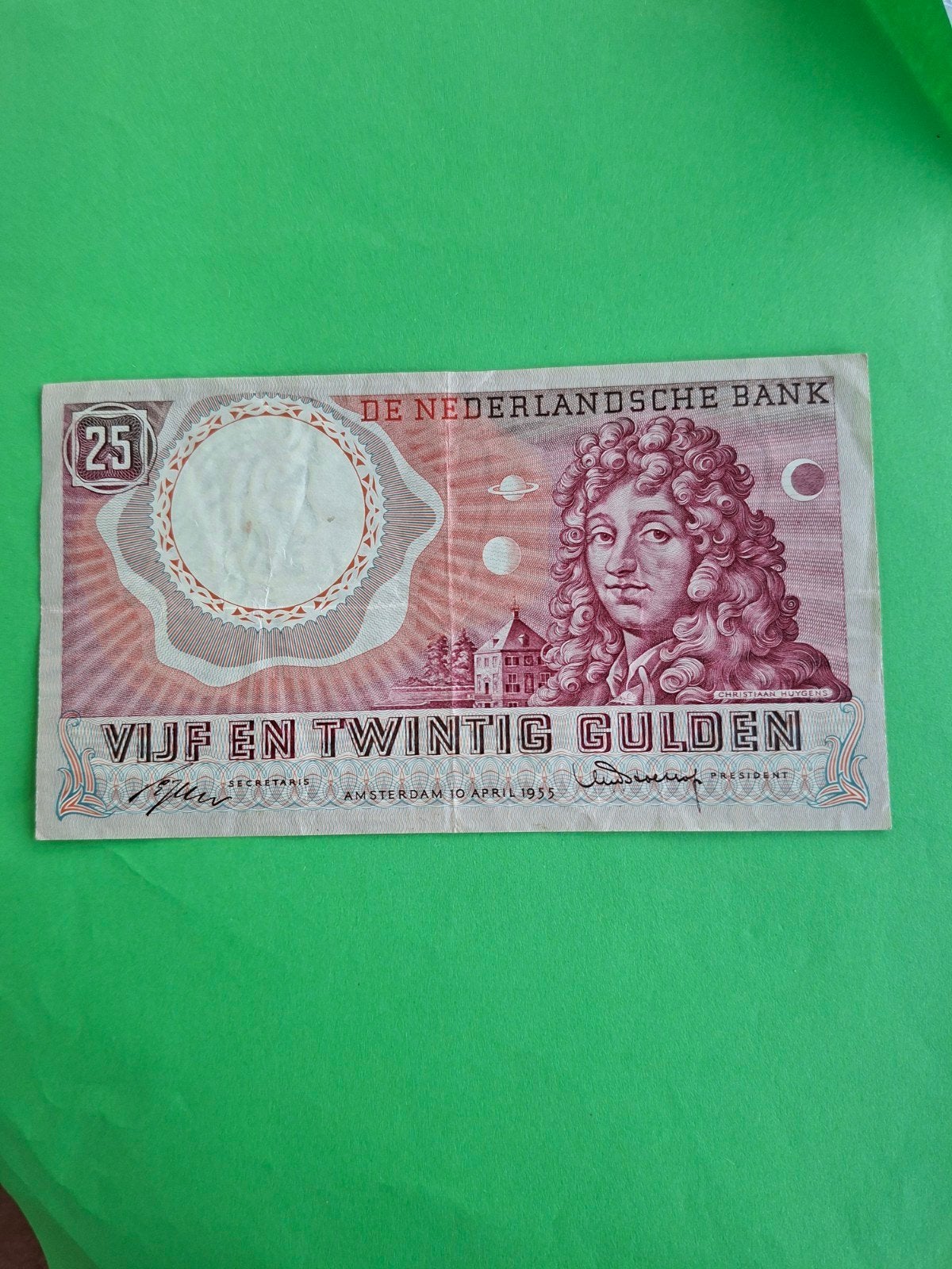 25 gulden Huygens uit 1955 in ZF
Serie nummer ALW 062424
NVM, Ophalen of Verzenden, 25 gulden, Los biljet