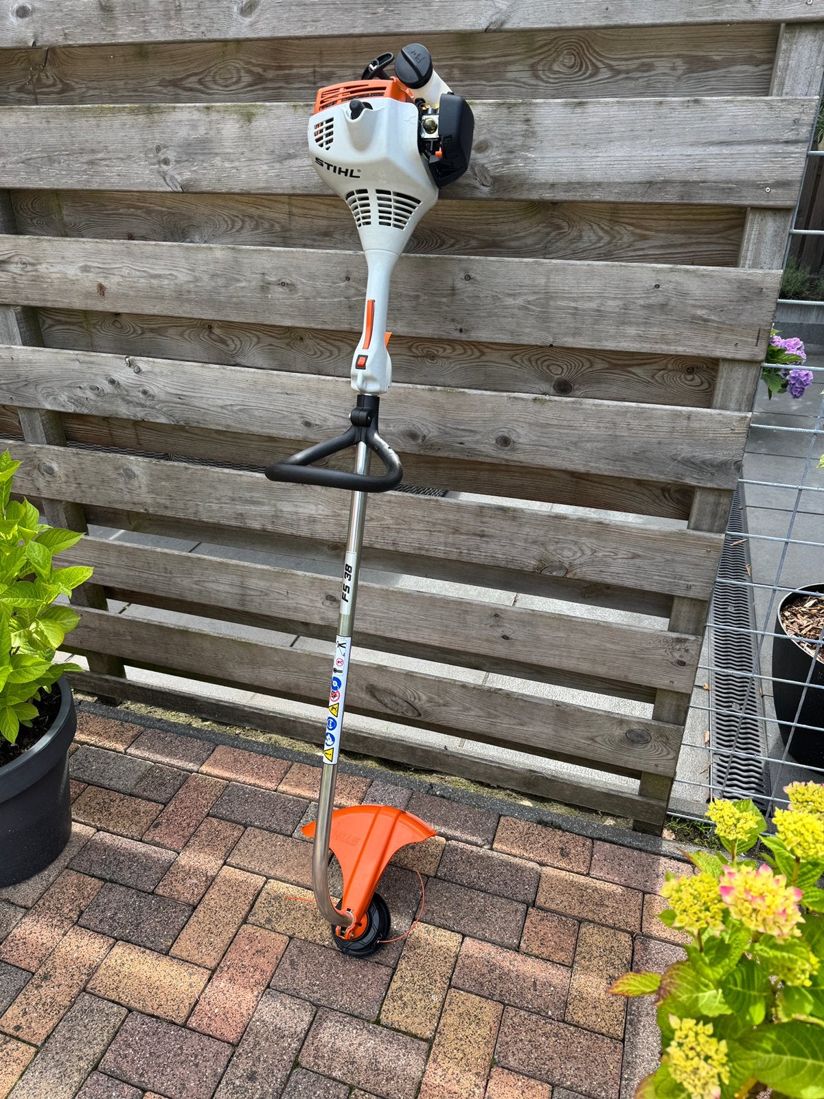Stihl bosmaaier als NIEUW met Autm Maaikop of Flex messenkop, Ophalen of Verzenden, Zo goed als nieuw, Benzine