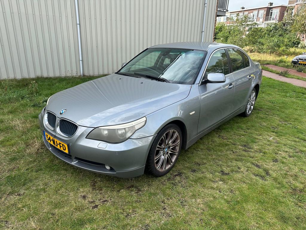 BMW 5-serie 520i Executive | E60| 2003 | 348.118 km, Auto's, Parkeersensor, Achterwielaandrijving, Gebruikt, Bedrijf