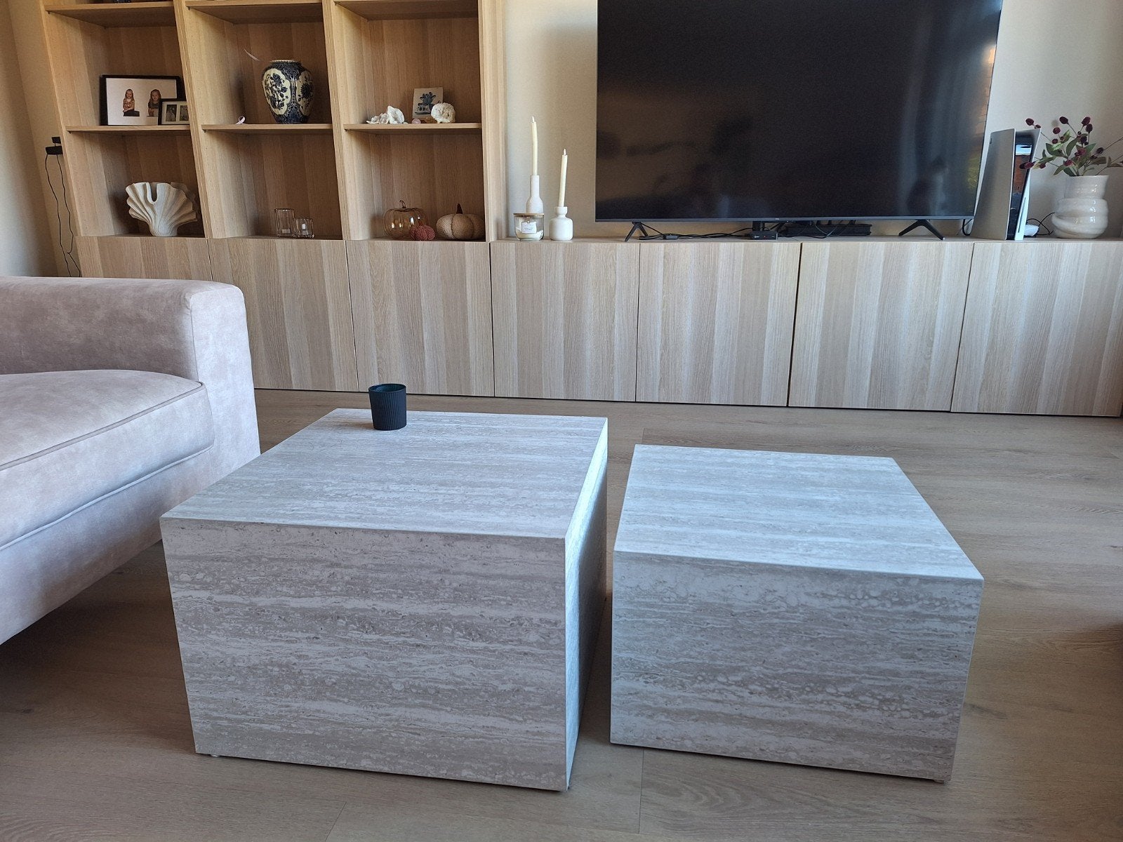 Salontafel ROLSTED 58x58/50x50 travertijn 2 stuks, Ophalen, Overige materialen, 50 tot 100 cm, Vierkant